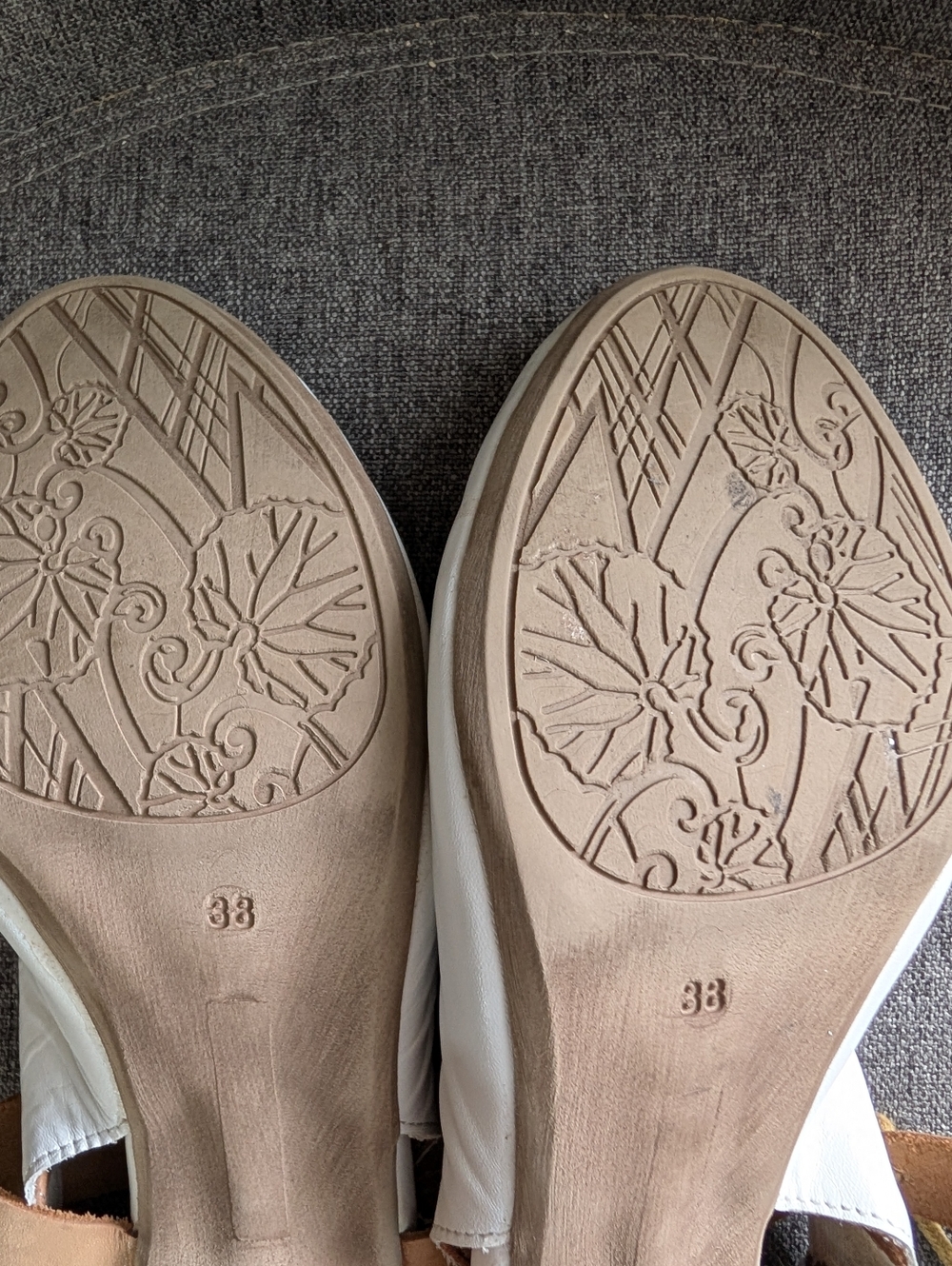 Bueno Nanci Slingback Heels - Picture 7 of 9